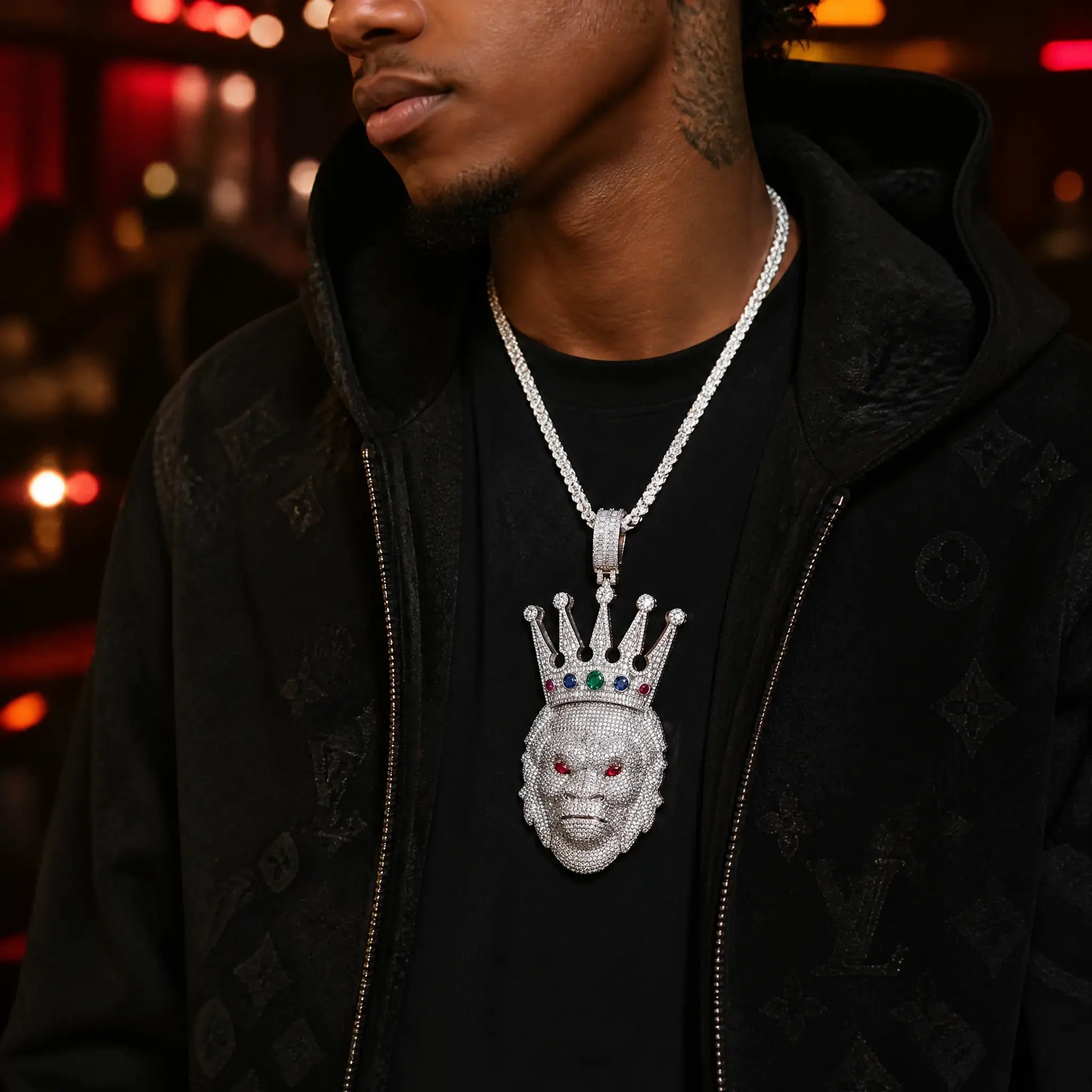 Iced Out Crown Gorilla Head Pendant - Usage scenarios