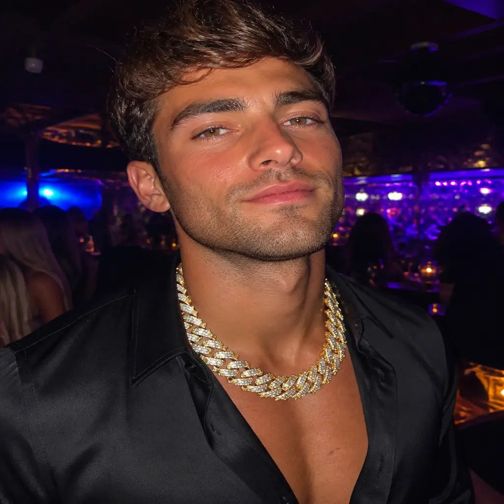 Iced Out Moissanite Eagle Cuban Link Chain – Nightclub party scene